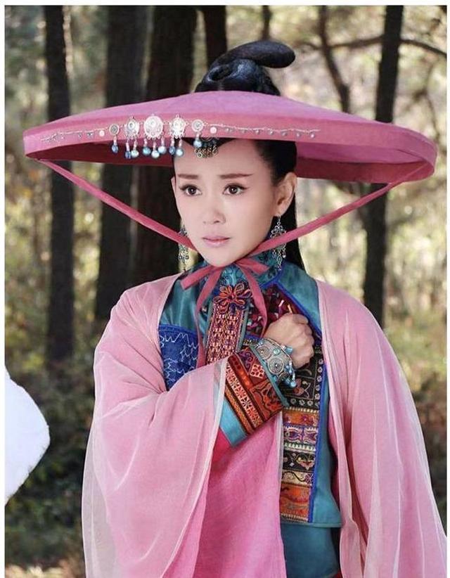 三天就敢闪婚，张定涵老公身份曝光，网友：难怪人人都说她好福气