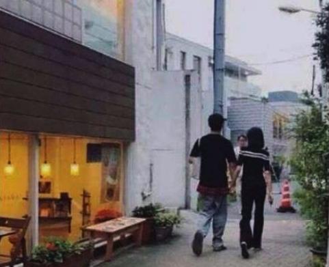 相继张翰、胡彦斌之后，郑爽与新男友十指紧扣，网友：别负了她！