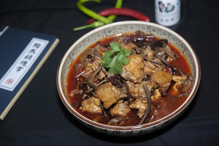 小鸡炖蘑菇：品读东北人难忘的味道！