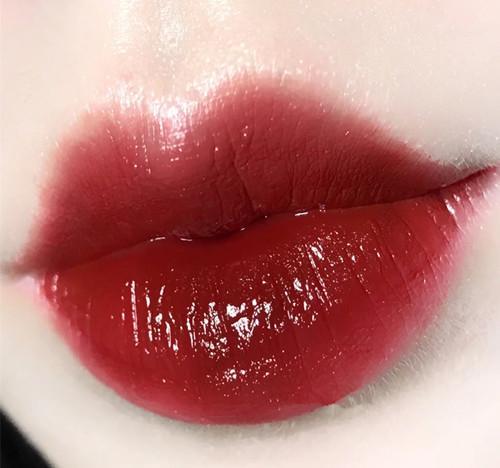 不再做小公主!这款“人鱼之水”钻石口红了解下:叫我女王大人