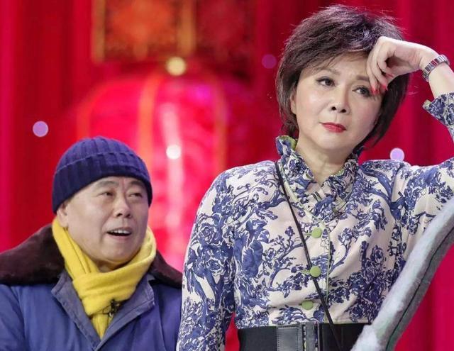 央视春晚阵容曝光，小鲜肉霸占舞台，朱时茂批：先看看自己行不行