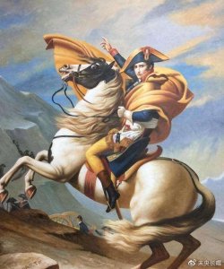 ​拿破仑的近卫军有充足的战斗经验并身材高大，对拿破仑忠心耿耿