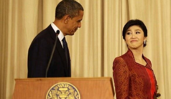 泰国前总理英拉最失态的几个瞬间，与奥巴马对眼那张很“暧昧”！