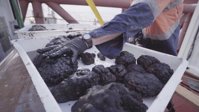 日本无人潜艇深入太平洋,寻找海底宝贵资源,将成世界第一?