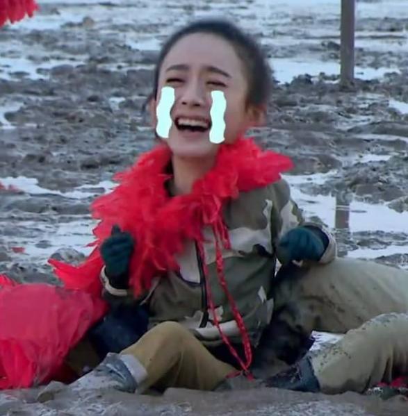 他是向华强都不敢惹的人，出道二十多年零绯闻，今认赵丽颖做女儿