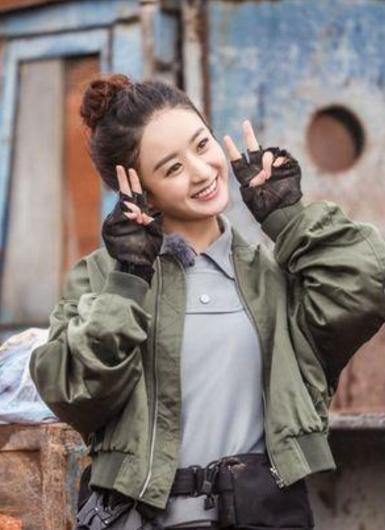 他是向华强都不敢惹的人，出道二十多年零绯闻，今认赵丽颖做女儿