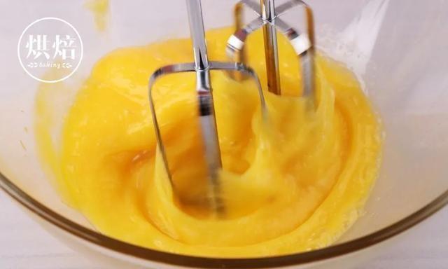 不用打发超省心，教你10分钟搞定古早马拉糕，“蒸”的好吃！