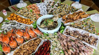 ​北戴河农家院包吃包住，一人一天150元，海鲜管饱，看看伙食咋样