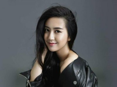 ​许龄月的迷人身材照，图二清纯动人，最后一张让我莫名心动