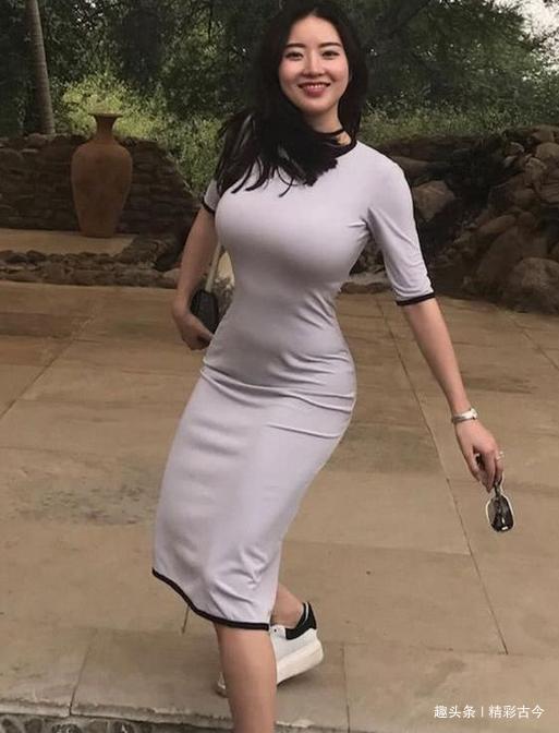 她因刘强东而走红，6张最美图片，有你喜欢的吗