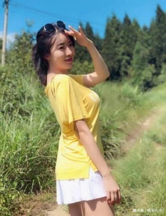 她因刘强东而走红，6张最美图片，有你喜欢的吗