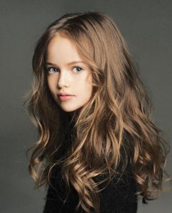 ​碧曼诺娃：被媒体评为“世界最美少女”，这个颜值你们服吗？