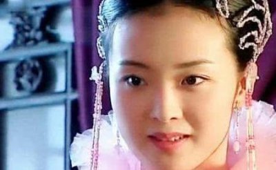 ​王艳最水灵的5个角色，白飞飞第3，钟素秋第2，第一灵气逼人！