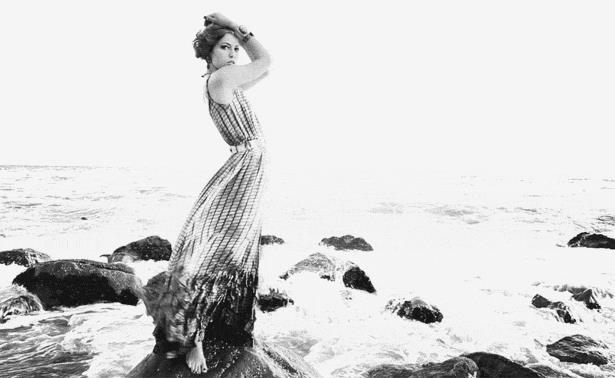 “孩子在肚子里，总比在保温箱里便宜。”