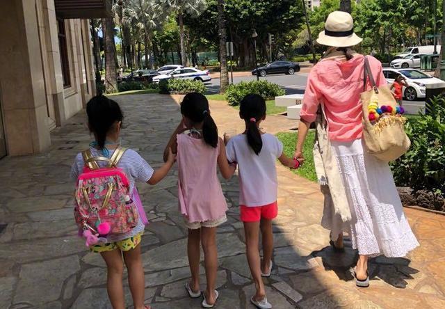 她是“港版赵敏”,闭月羞花国色天香,为救胞弟息影嫁残疾富商