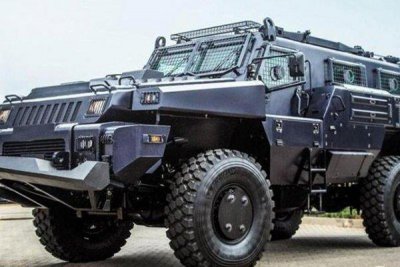 ​世界上最安全的民用汽车，能够防RPG火箭弹