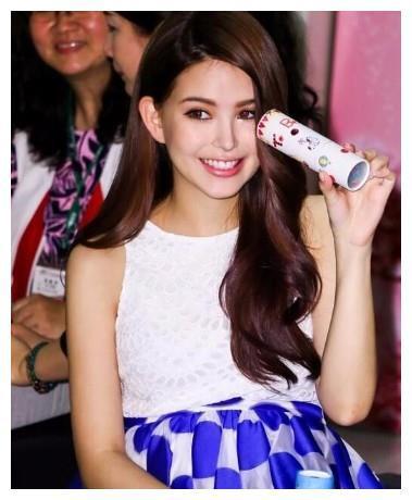 谢娜、杨幂孕照美成仙，昆凌最少女，唯有她最接地气