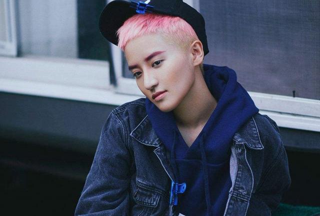 因奶茶千金被认识，坚持了四年音乐，如今蒋瑶佳如何成功归来