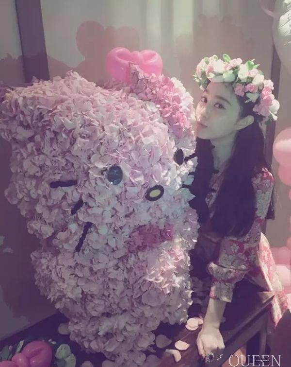 甜蜜轰炸，李晨求婚范冰冰成功，大黑牛终于抱得美人归！