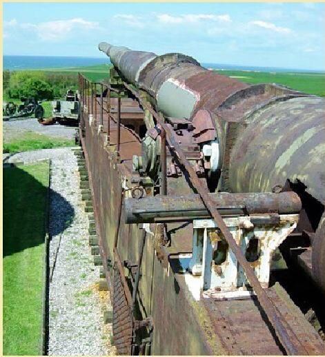 毁天灭地—德国巨炮，炮管直径容纳四个成年人，需2000人操作它