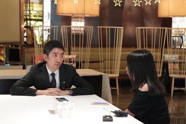 联联探店丨拥有32年辉煌的岷山饭店，如何在激烈角逐中屹立不倒？