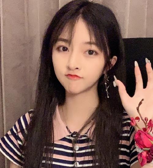 次惑小仙女加入微博3年,仅关注1位男明星,看清是谁后:眼光真好