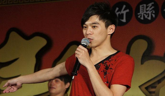 邵崇柏女朋友是谁 组乐团竟是因为能更好交女朋友