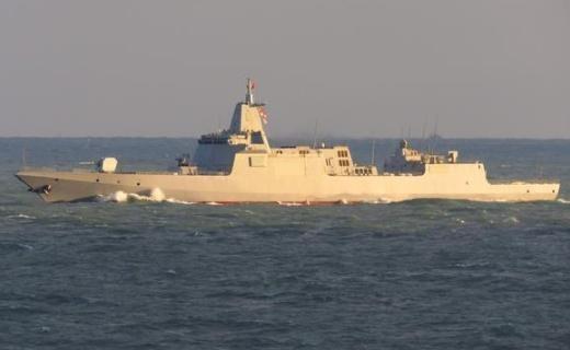 挑衅不断！美日菲印四国军舰齐聚南海举行军演，中国官方强势回应