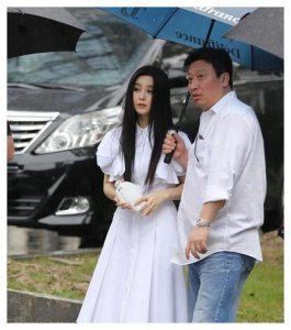 ​没有了穆晓光，范冰冰如何复出？网友：当年的他确实很厉害