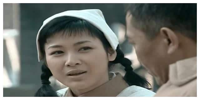 亮剑：孔捷告密李云龙出轨，田雨的这句回答，让人不禁潸然泪下！