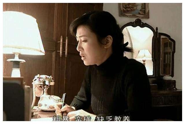 亮剑：孔捷告密李云龙出轨，田雨的这句回答，让人不禁潸然泪下！