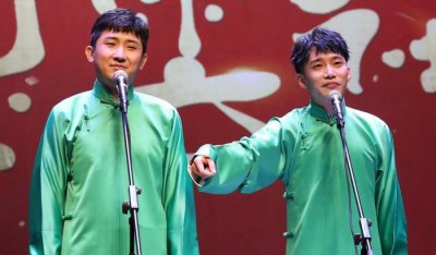 ​尚九熙何九华互相取关后现身直播，同框不同台，已彻底决裂？