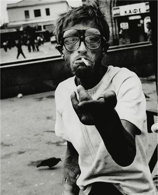 直击苏联解体后俄罗斯人流落街头各种惨状老照片