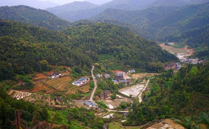 广东即将通车梅汕高铁，却只有122千米，设6站，意义大不大？