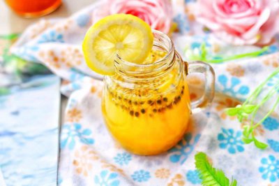 ​自制百香果柠檬蜂蜜水，自己做干净卫生还省钱，比买的强多了
