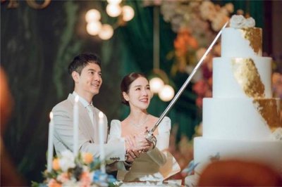 ​泰星Air和帅气富商完婚，Bow被强塞捧花，男友Alex的表情好尴尬