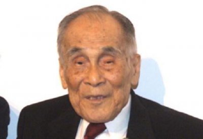 ​他白手起家开创2家银行，2000亿全捐给祖国不做首富，他儿子怎样