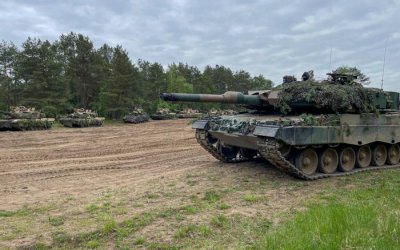 ​豹2现身巴赫穆特，俄立马加速收缩包围圈，春季主坦决战即将打响