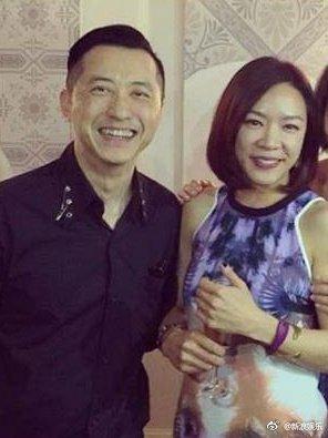 哈林1岁爱女首度曝光！网友狂赞：太可爱了