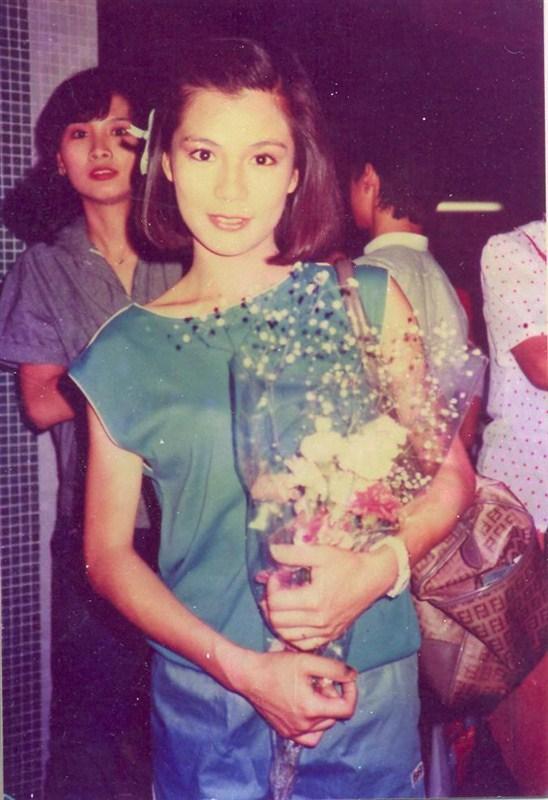 镜头下永远的俏黄蓉翁美玲，这些旧照珍贵的想哭