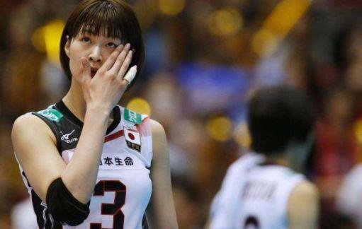 德国女排队员因甜美笑容走红,被称惠若琪和木村纱织结合体