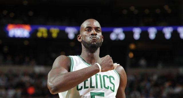 年轻人不懂系列，狼王加内特史上全能大中锋，NBA不一样的传奇