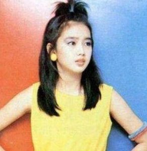 ​原来刘德华的妻子是地产大亨，和天王隐婚24年，5岁女美丽乖巧