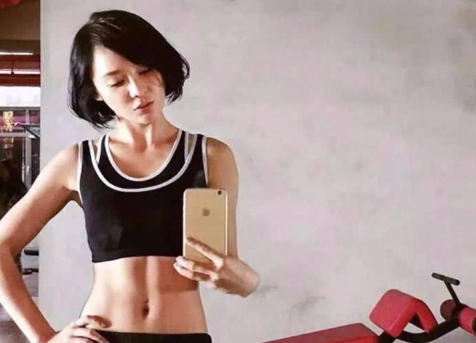 袁姗姗参加综艺节目被吐槽，网友直言：卧室太乱了吧