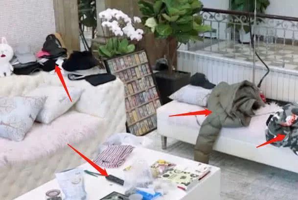 袁姗姗参加综艺节目被吐槽，网友直言：卧室太乱了吧