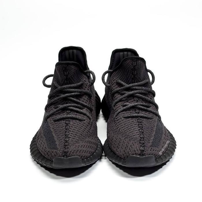 黑魂 YEEZY BOOST 350 V2 清晰实物有了，货量也曝光？？