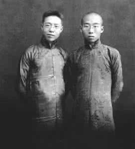 大师的奇闻异事 章太炎黄侃一泡尿成至交