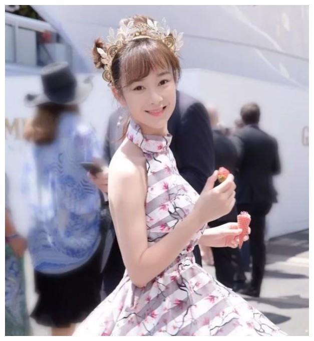 承认整形失败的张檬取出假体后首现身，网友惊叹这次修复好了吗？