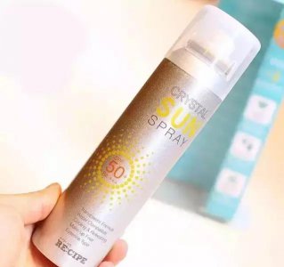 ​RE:CIPE水晶防晒喷雾真假对比