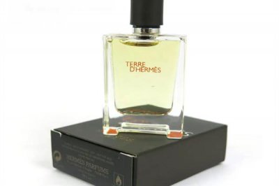 ​世界十大男士香水品牌排行榜 世界公认十大男士香水